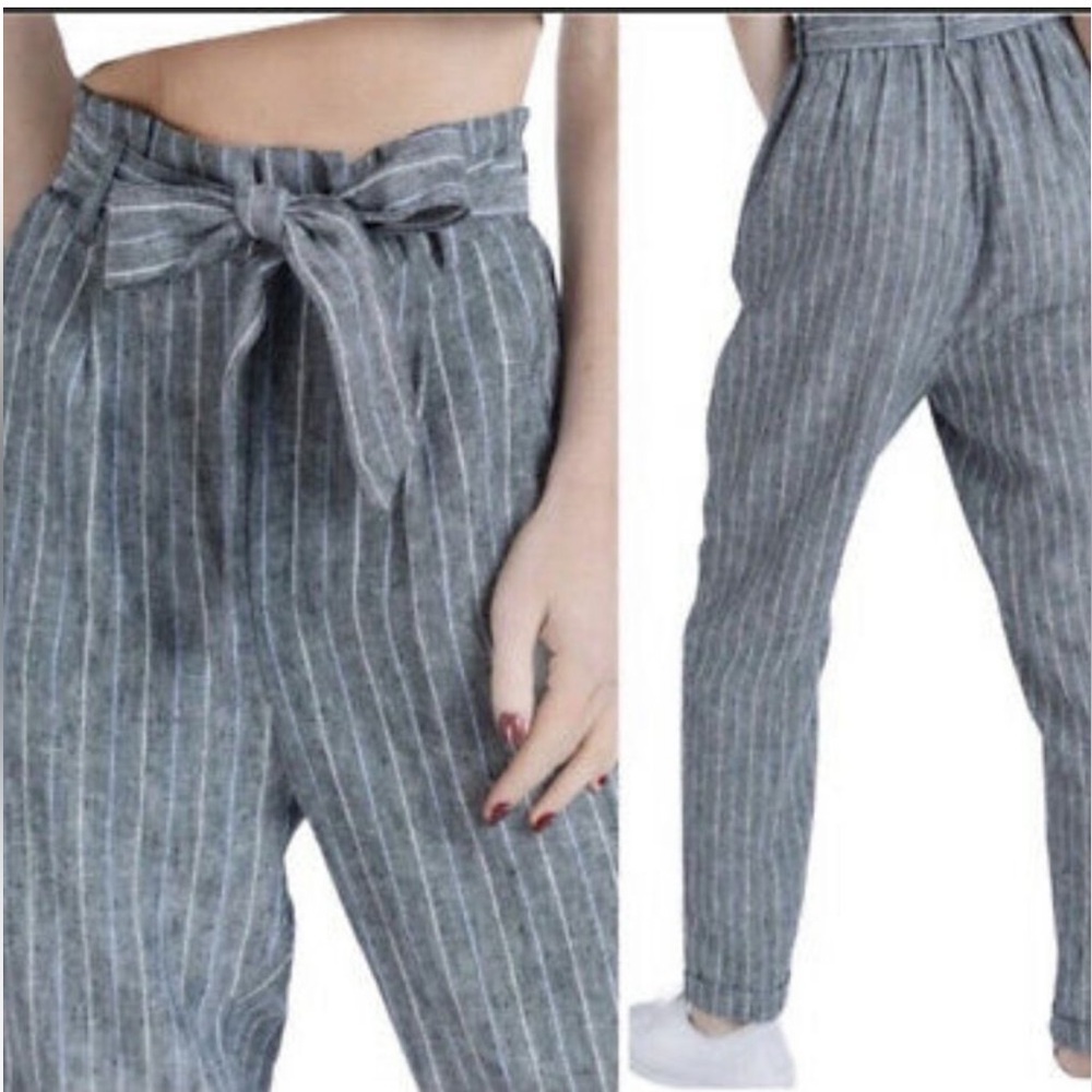 Love Tree Grey & White Pinstriped Paperboy Pants in size M